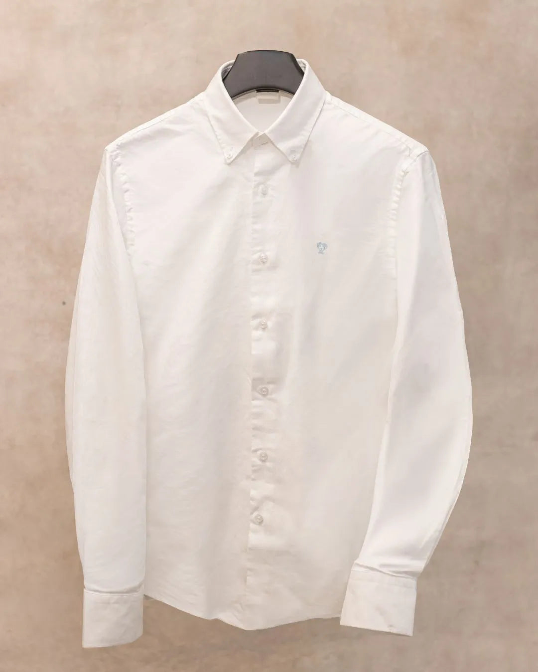 Camisa Antimanchas Oxford Blanco Logo Azul Medio