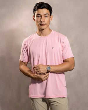 Camiseta Performance peach antiarrugas para hombre marca DANTE tallaje regular fit foto modelo