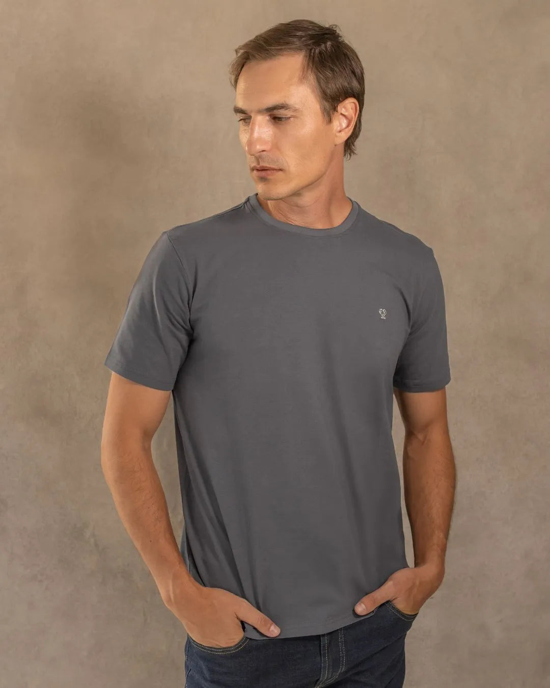 T-Shirt Antimanchas Gris Oscuro - Talla Regular