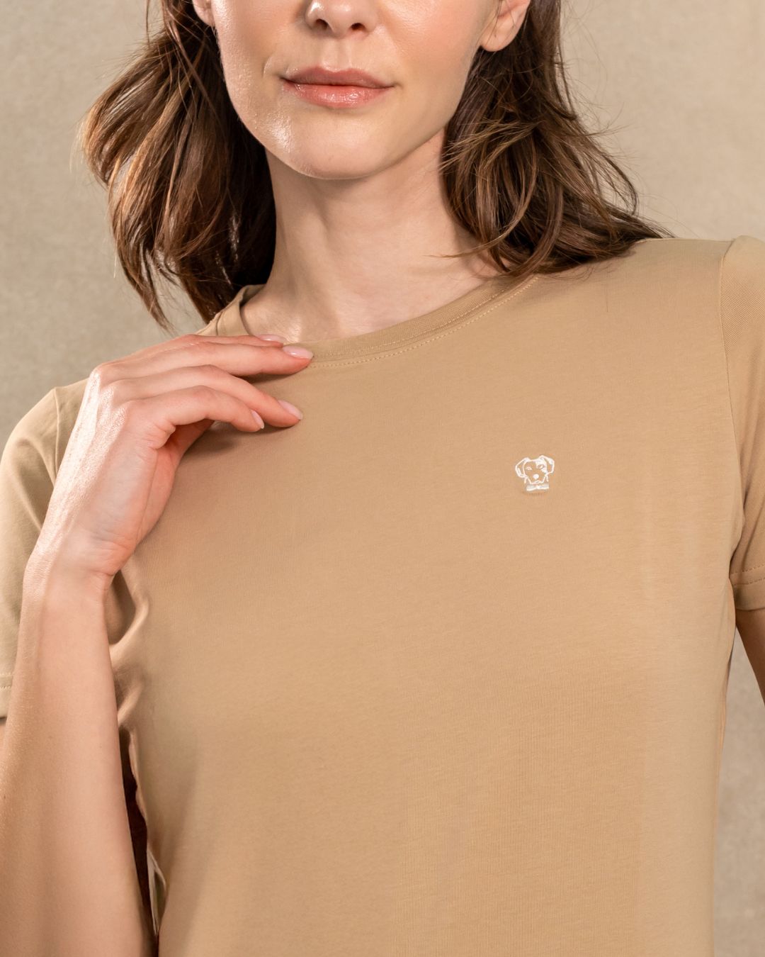 T-Shirt Antimanchas de Mujer Arena - Talla Regular