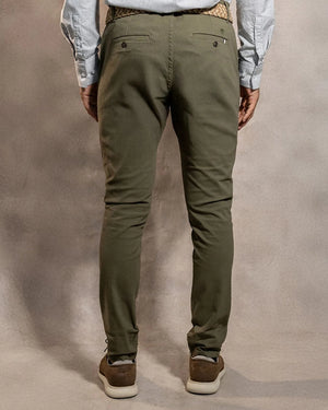Pantalón Elástico Verde Claro para hombre marca DANTE tallaje regular fit foto