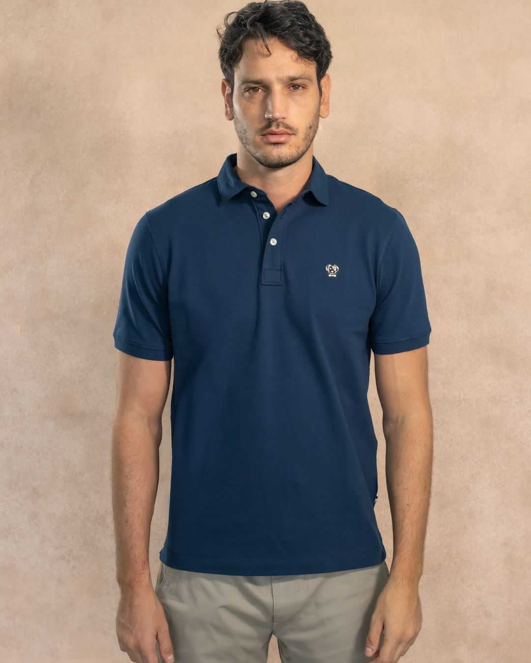 Polo Antimanchas Cuello Rígido Azul Navy