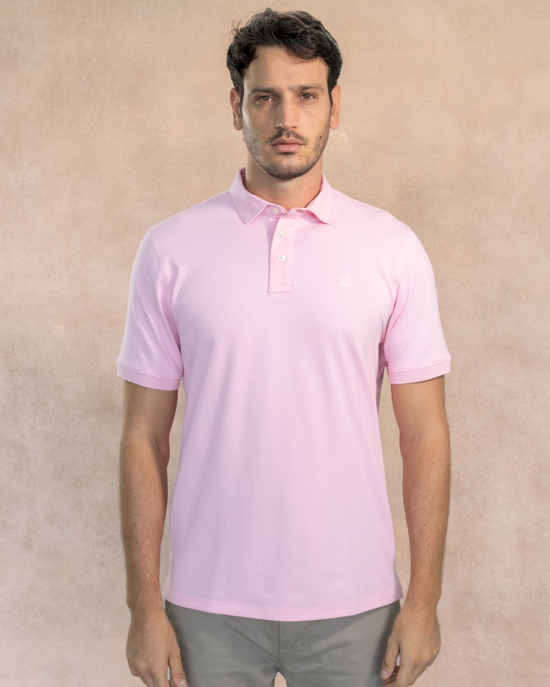 Polo Antimanchas Cuello Rígido Rosado