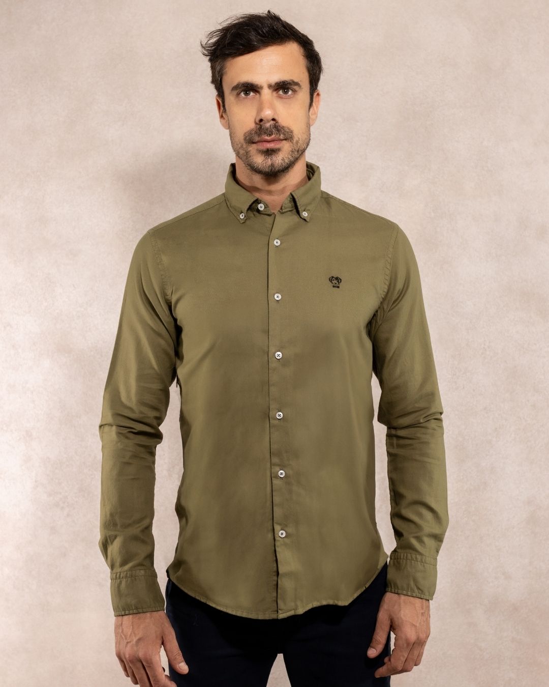 Camisa Antimanchas Oxford Verde Militar - Talla Regular