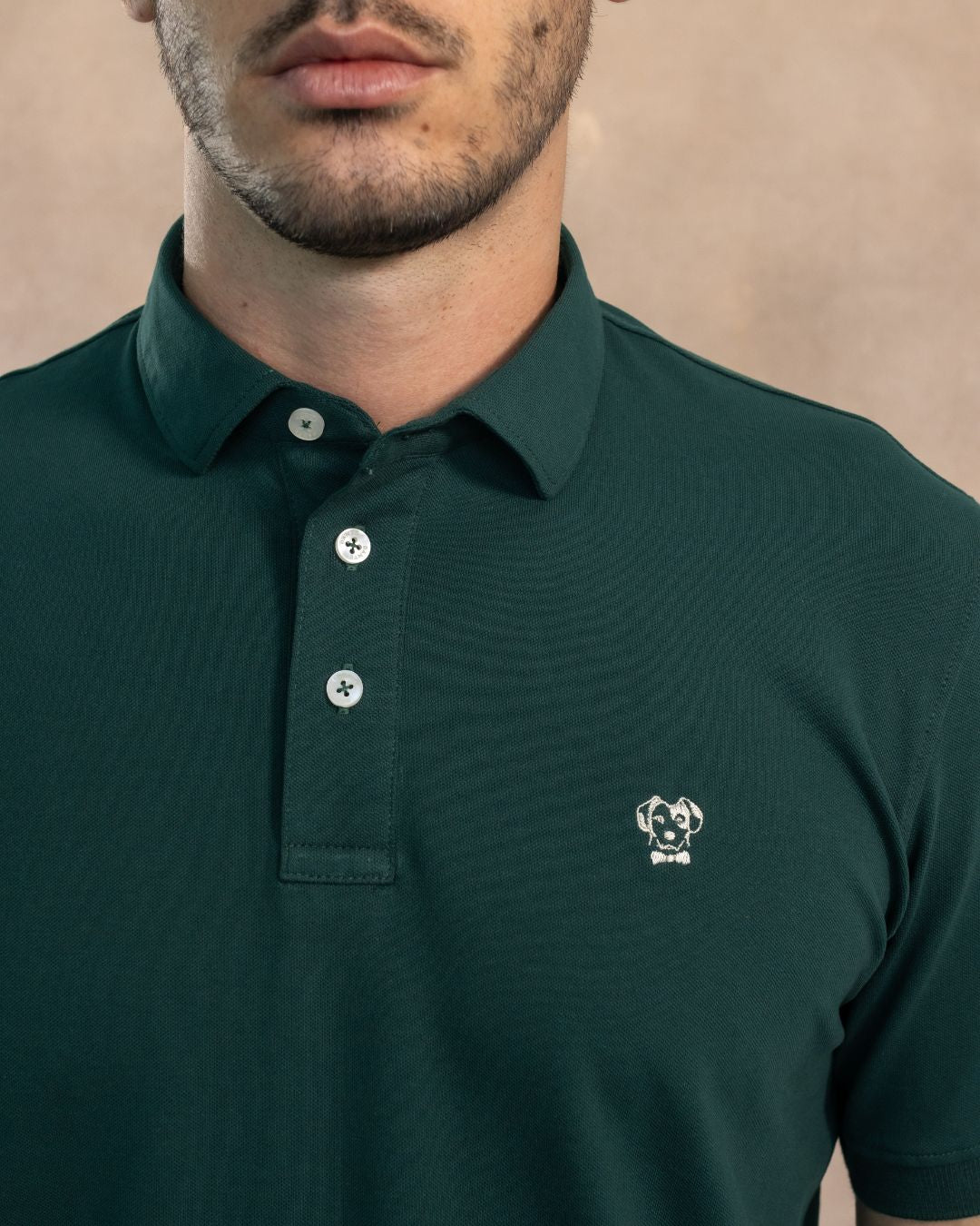Polo Antimanchas Cuello Rígido Verde Esmeralda