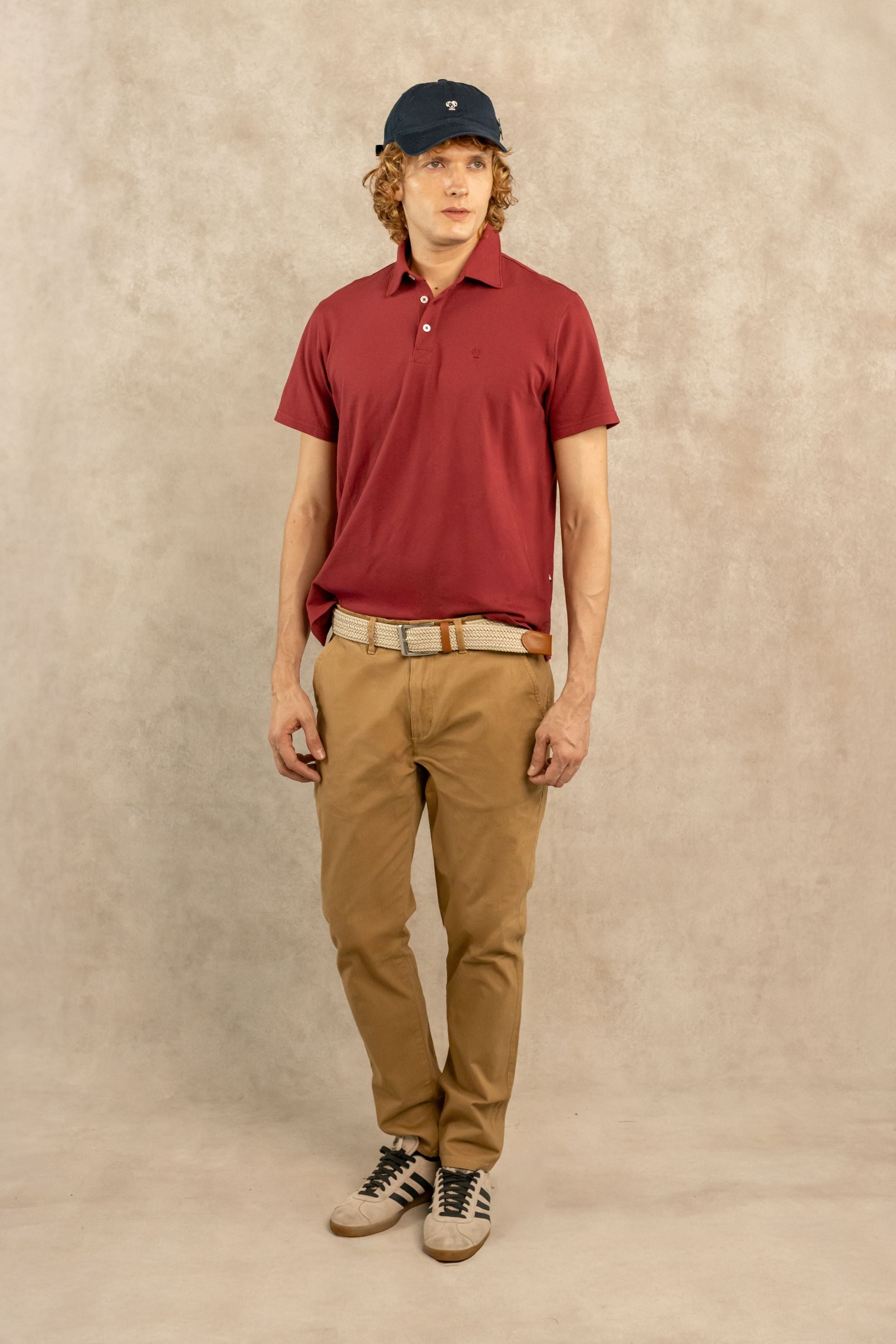 Polo Antimanchas Cuello Rigido Vinotinto