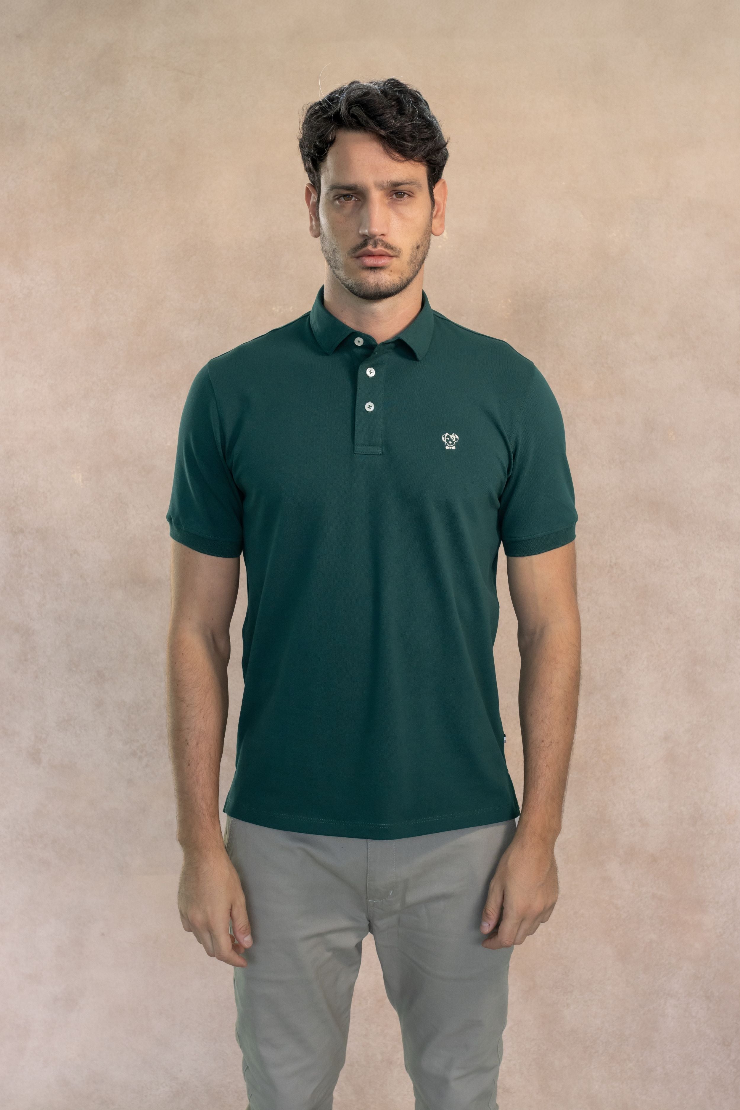 Polo Antimanchas Cuello Rígido Verde Esmeralda