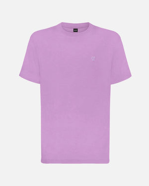 Camiseta antimanchas lila para hombre marca DANTE tallaje regular fit foto mockup