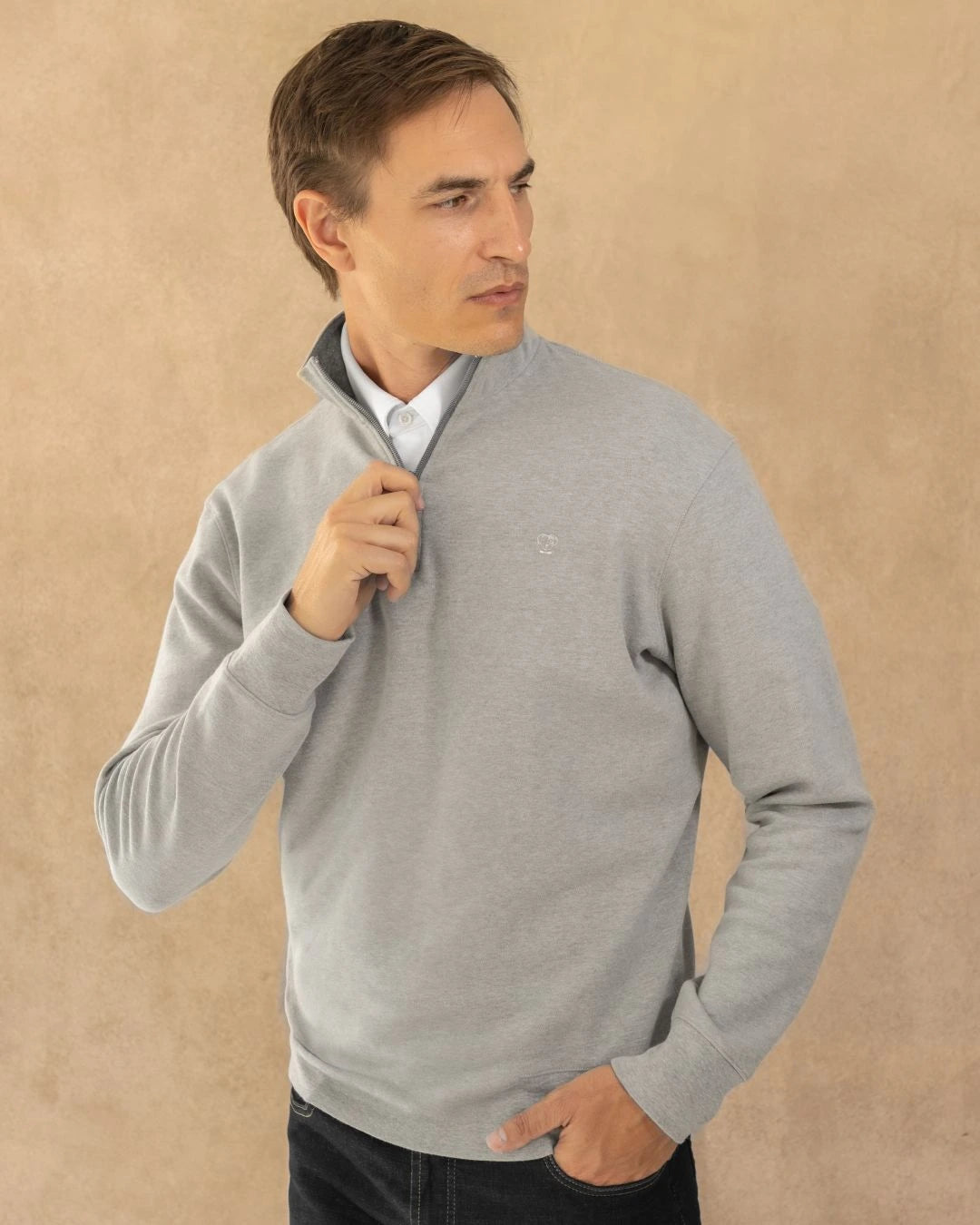 Halfzip Antimancha Gris Jaspe
