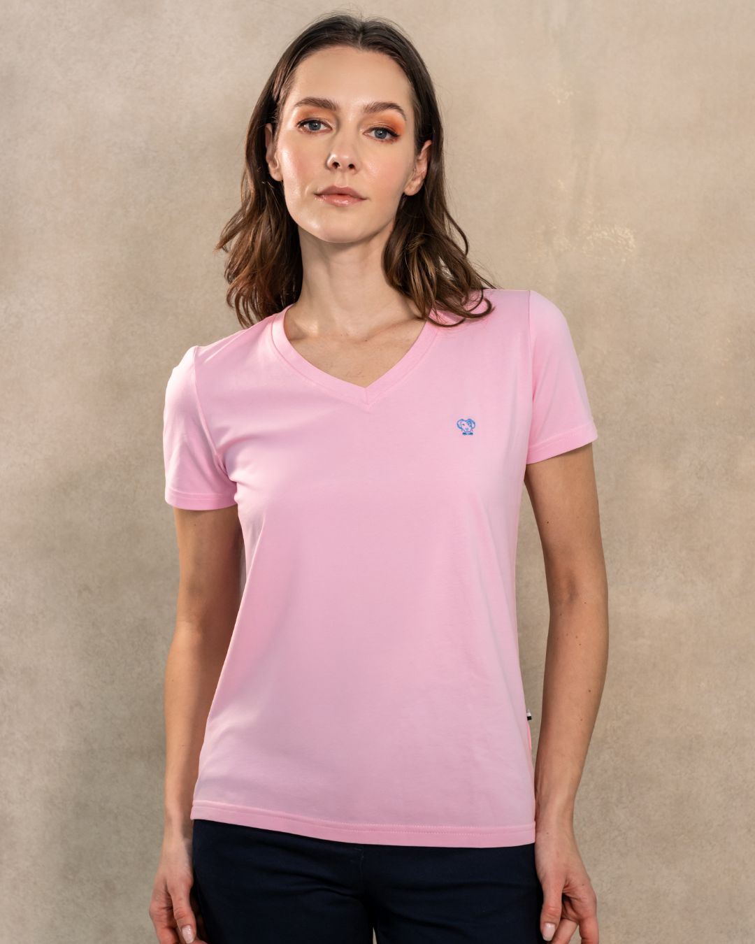 T-Shirt Antimanchas Cuello V Rosado
