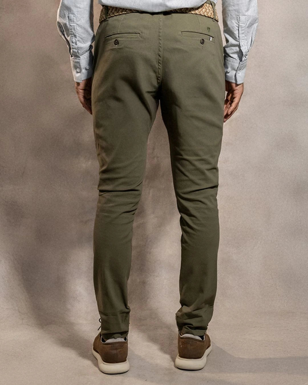 Pantalón Elástico Verde Claro para hombre marca DANTE tallaje regular fit foto